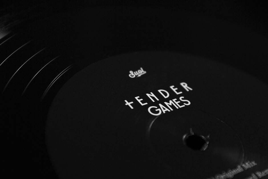 tender-games-artwork-bandlogo-cover-branding-liveact-design-berlin (5)